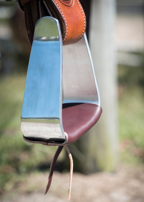 Metalab Deep Angled Roper Laced Tassel Stirrups